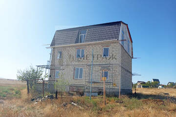 Дом, 400 м², 3 эт.