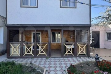 Дом, 550 м², 2 эт.