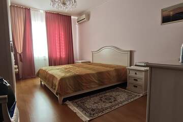 4-к квартира, 98 м², 3/5 эт.