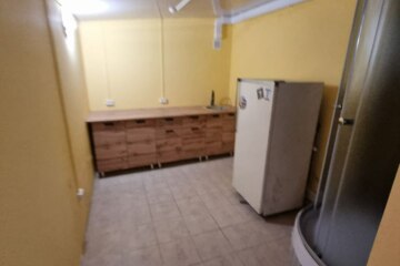 Помещение своб.назн., 28 м²