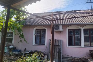 4-к квартира, 52,9 м², 1/1 эт.